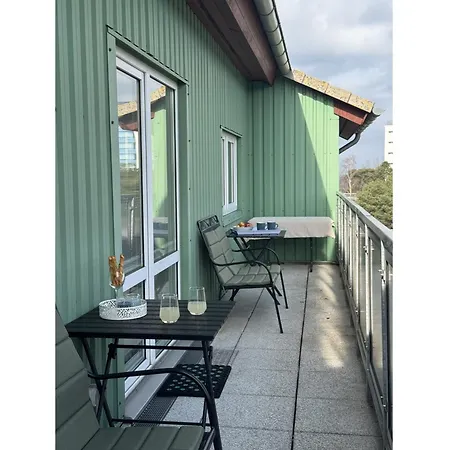 Penthouse-wohnung Fischer 300m Zum Ostseestrand *