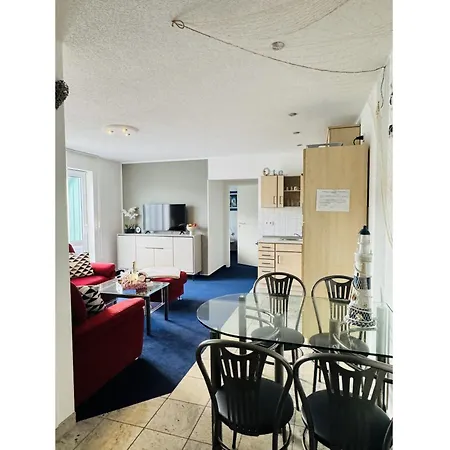 Penthouse-wohnung Fischer 300m Zum Ostseestrand *